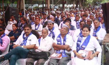 भीम संकल्प दिन के अवसर पर बहुजन समाज पार्टी द्वारा वडोदरा के सयाजी बाग में कार्यक्रम