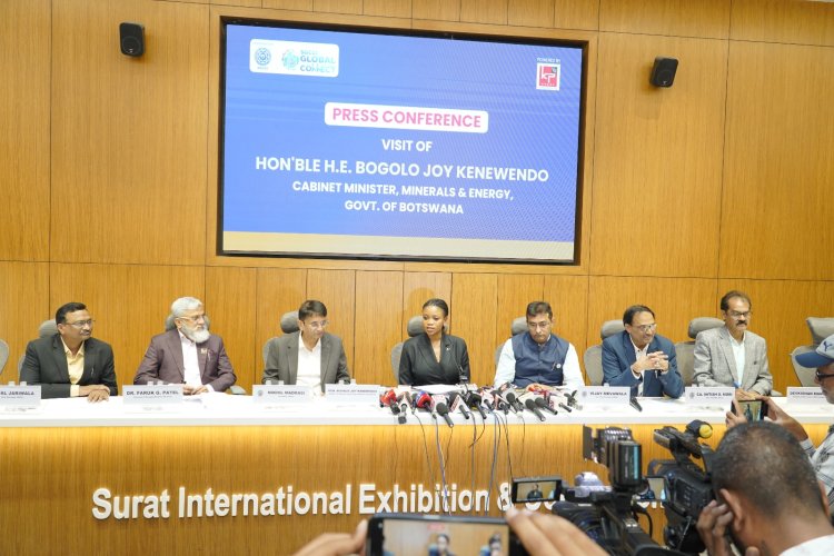 એસજીસીસીઆઈ ગ્લોબલ વિલેજ 2026માં બોત્સ્વાનાના રાષ્ટ્રપતિ મુખ્ય મહેમાન બનશે  ઉચ્ચ સ્તરીય પ્રતિનિધિમંડળ સાથે તા. 22-25 જાન્યુઆરી સુરતની મુલાકાતે