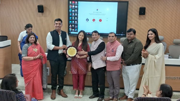 धी सधर्न गुजरात चेम्बर ओफ कोमर्स एन्ड इन्डस्ट्री (एसजीसीसीआई) लेडीज विंग द्वारा खास आयोजन