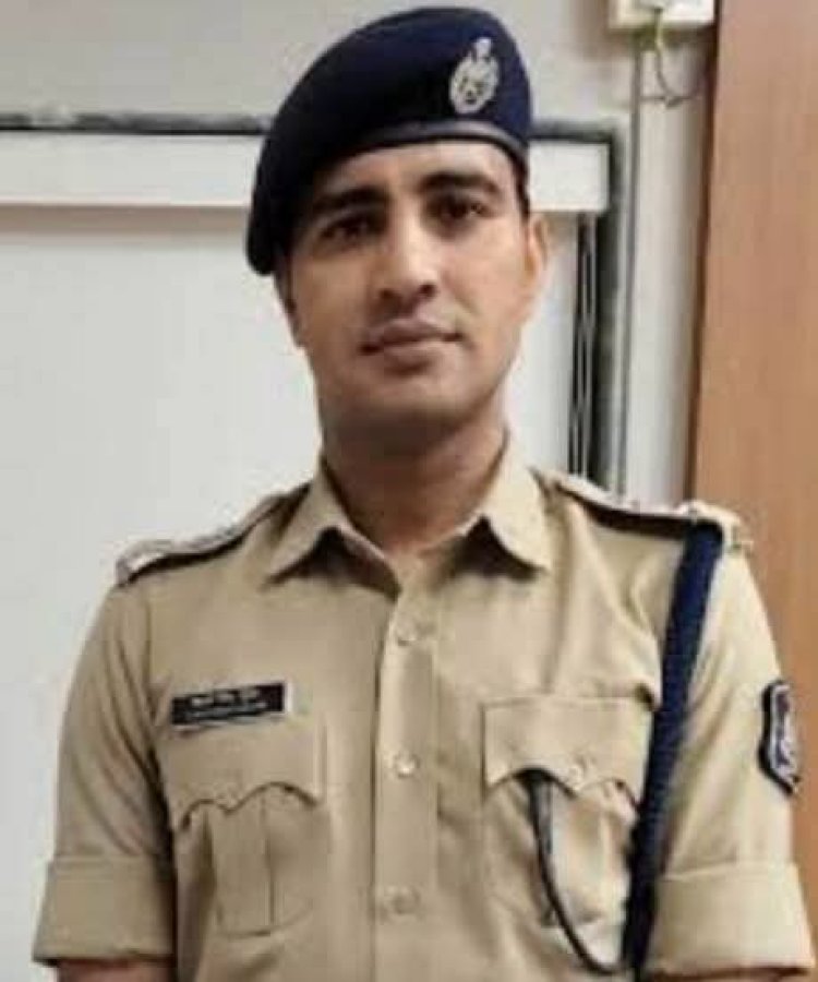 कांस्टेबल से आईपीएस तक पहुंचे विजय सिंह गुर्जर ने किसानों को दिलाई बड़ी राहत, 100 करोड़ की जमीन के दस्तावेज लौटाने में निभाई अहम भूमिका
